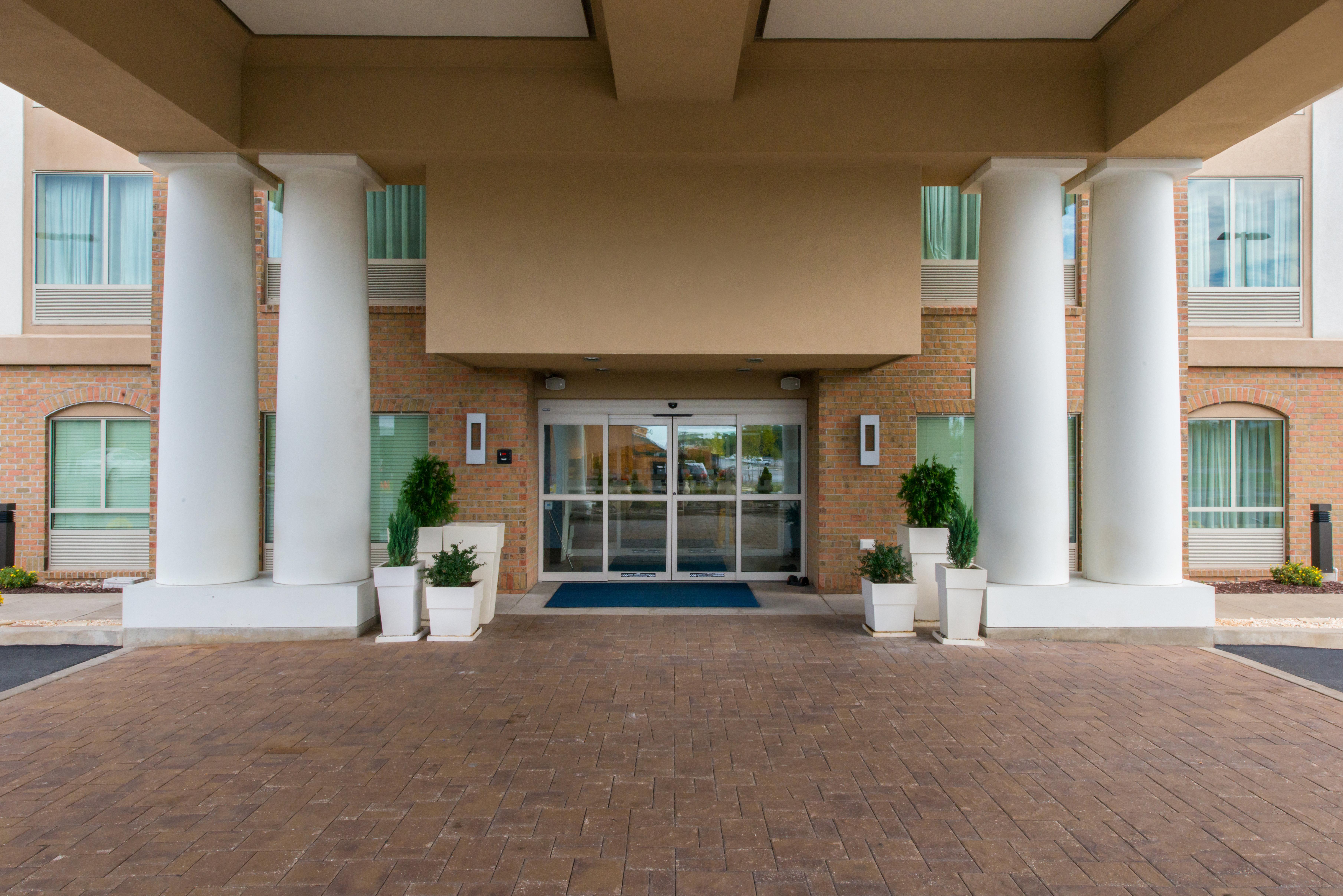 Holiday Inn Express And Suites Dickson City By Ihg Exterior foto